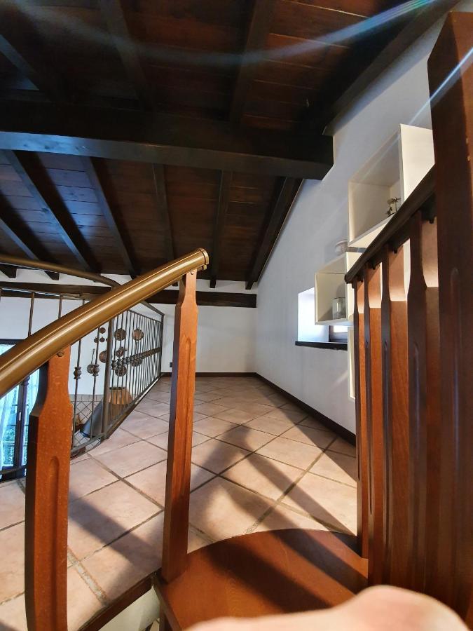 Re Di Quadri Villa Luino Bagian luar foto