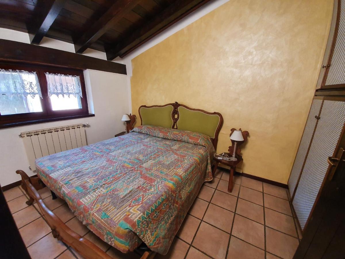 Re Di Quadri Villa Luino Bagian luar foto